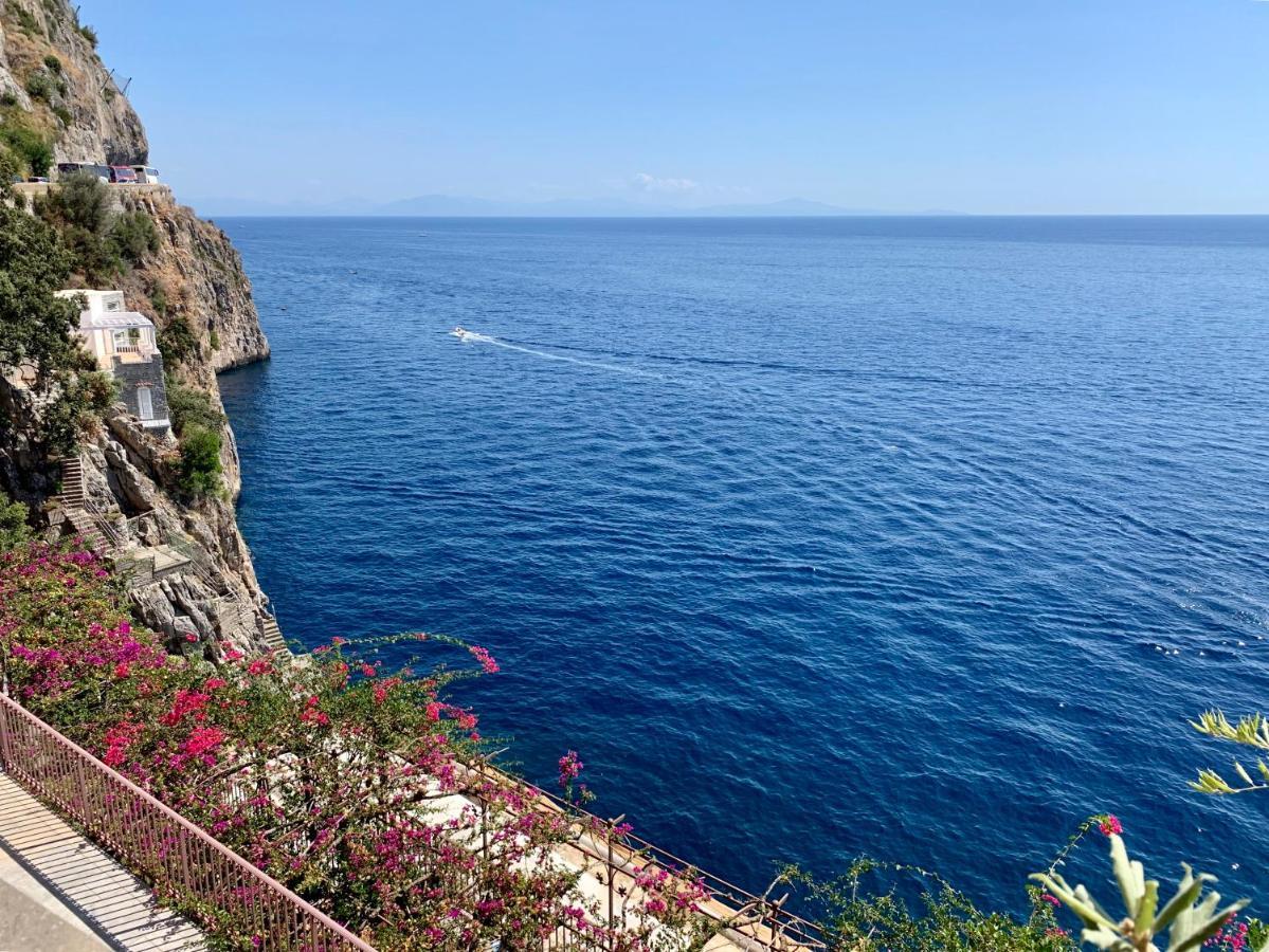 Villa Le Baste Furore Luaran gambar